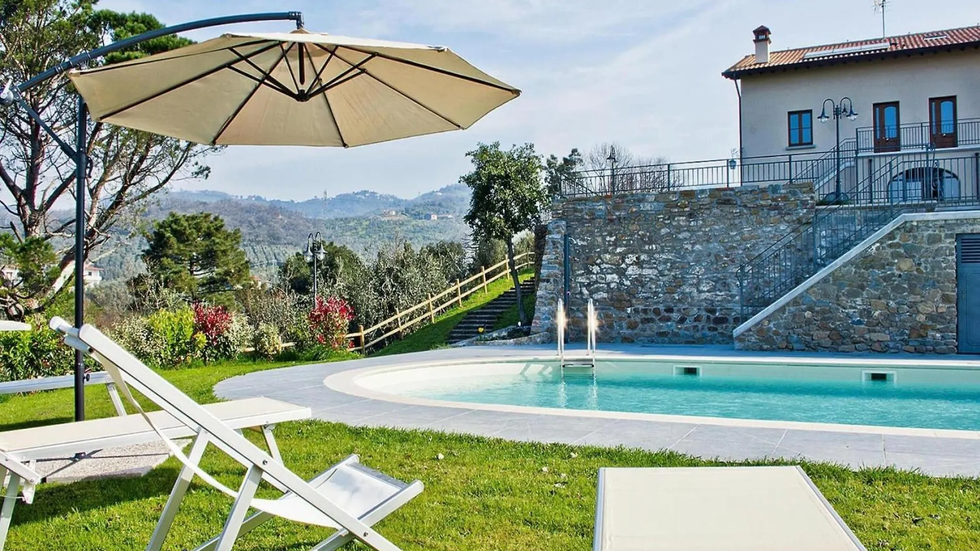Agriturismo Giugnano Poggio del Sole, Lamporecchio 0*,  Italia